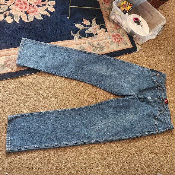 Wrangler Jeans  Size 36 - 34 Mens - Picture 1 of 7